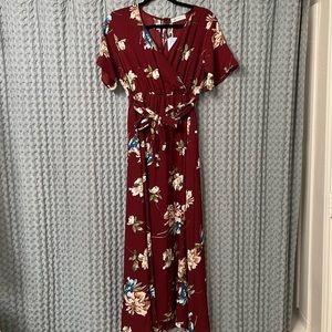 NWT- Cupshe Floral Maxi Dress